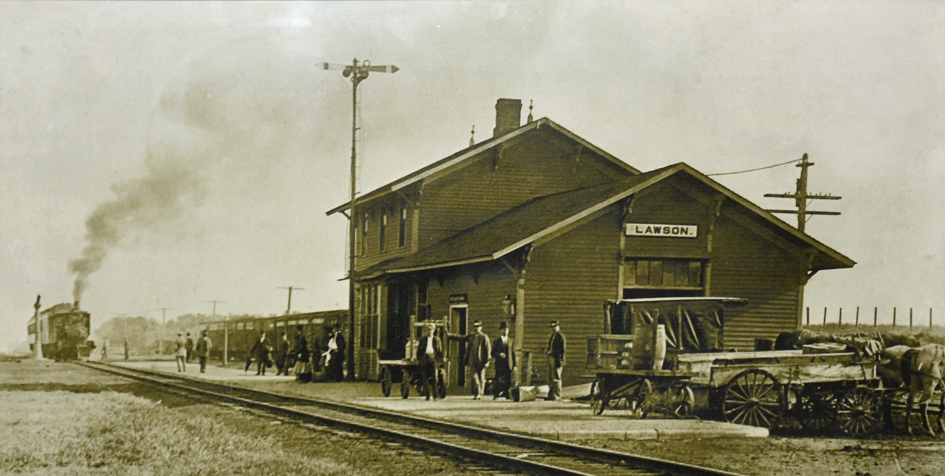 Australian GP: Lawson's Race Marred by Battery & Start Issues